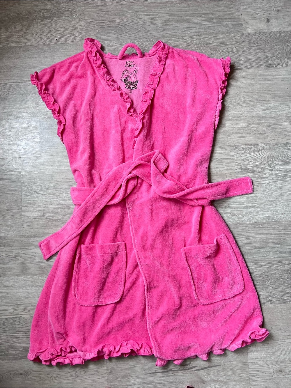 Betsey Johnson Y2K Pink Ruffle Terry Cloth Short Robe Size Small EUC